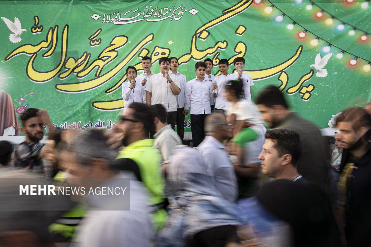 برپایی موکب‌های پذیرایی در جشن بزرگ غدیر به میزبانی خادمان نوجوان - خبرگزاری مهر | اخبار ایران و جهان